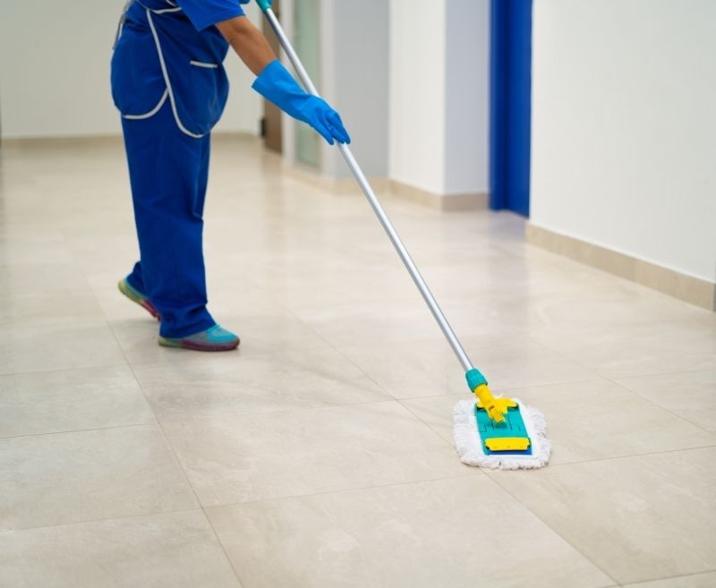 Commercial Kitchen Mopping in Shreveport, LA